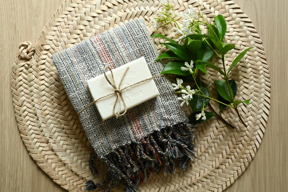 Tia Bundle
