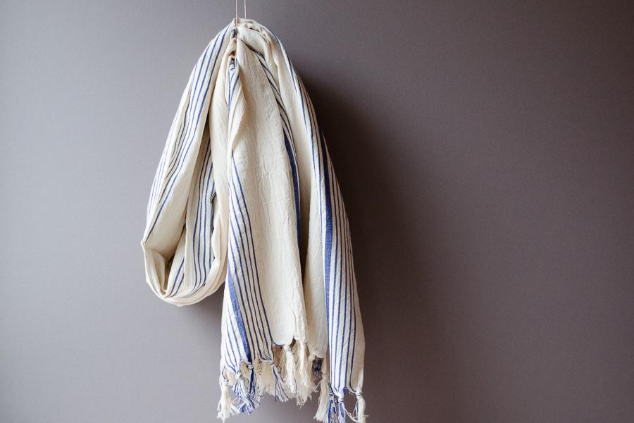 Azul Linen Towel - Indigo Traders